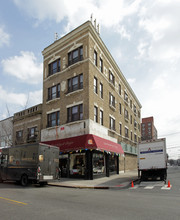 320 Central Ave in Jersey City, NJ - Building Photo - Building Photo