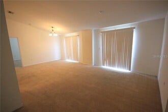 6783 Breezy Palm Dr in Riverview, FL - Building Photo - Building Photo