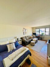 3160 N Cambridge Ave in Chicago, IL - Building Photo - Building Photo