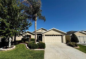 3690 Arlington Ridge Blvd in Leesburg, FL - Building Photo