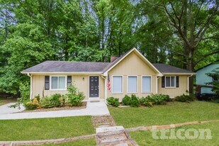 2395 Wales Dr in Austell, GA - Building Photo