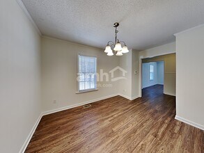 241 Pinecroft Dr in Clayton, NC - Building Photo - Building Photo