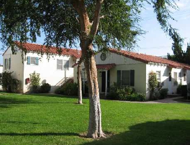 Maroa Pine in Fresno, CA - Foto de edificio