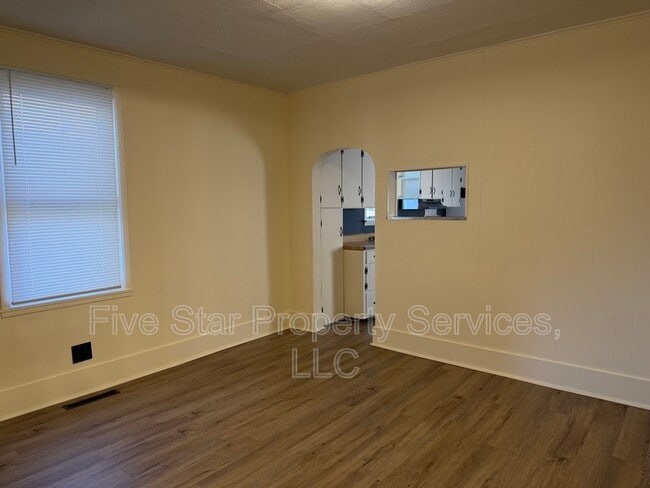 421 W Reynolds St in Springfield, IL - Building Photo - Building Photo