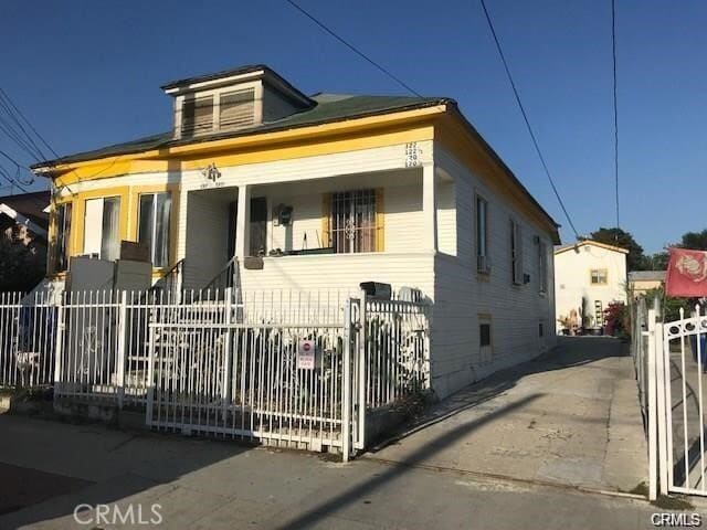 property at 120 S Clarence St