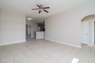 13117 Tower Ln in Crowley, TX - Building Photo - Building Photo