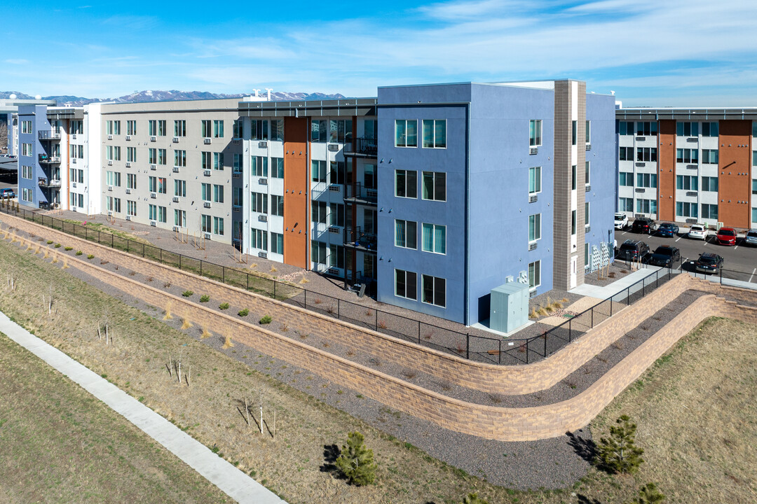 Academy Heights in Colorado Springs, CO - Foto de edificio