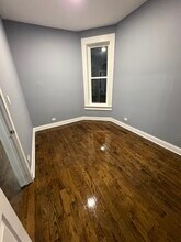 4251 W Jackson Blvd in Chicago, IL - Building Photo - Building Photo