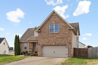 1328 Southwood Ct in Clarksville, TN - Building Photo - Building Photo