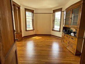 1410 N St Louis Ave in Chicago, IL - Building Photo - Building Photo