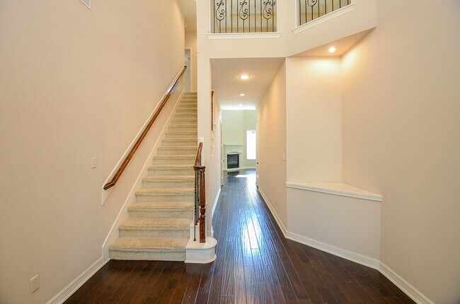 property at 27914 Hunters Rock Ln