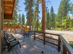 372 Rim Dr in Tahoe Vista, CA - Building Photo - Building Photo