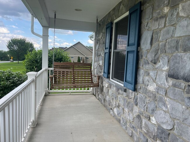 794 Fairview Rd in Mount Joy, PA - Building Photo - Building Photo