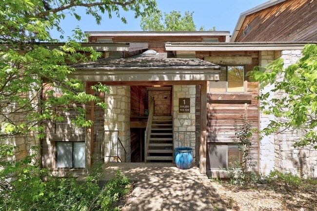 8200 Neely Dr in Austin, TX - Building Photo - Building Photo