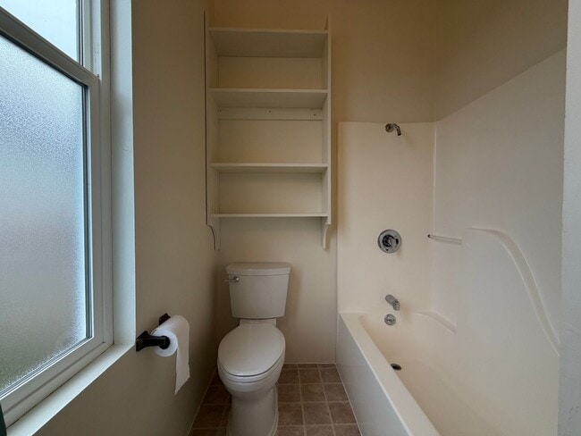 1814 A St in Eureka, CA - Building Photo - Building Photo