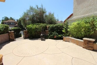 15329 Bambi Ct in Moorpark, CA - Foto de edificio - Building Photo