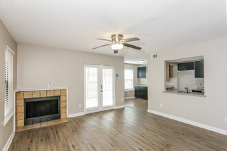 402 Dawn Dr in Duncanville, TX - Building Photo - Building Photo