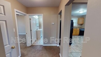 2001 Genesee St in Hamilton Township, NJ - Building Photo - Building Photo