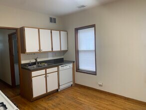 2612 W Huron St in Chicago, IL - Building Photo - Building Photo