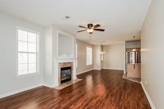 4898 Indian Walk Ln in Arlington, TN - Building Photo - Building Photo