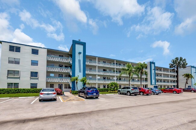 property at 3017 Lincoln A