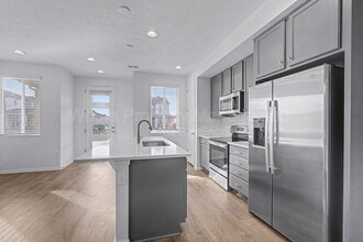 9664 Waco St in Commerce City, CO - Building Photo - Building Photo