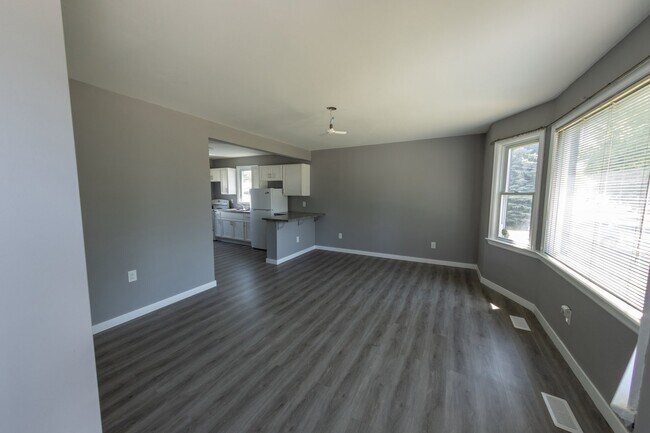 360 Avondale Rd in London, ON - Building Photo - Building Photo