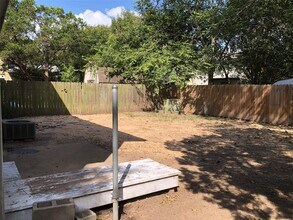 718 Decker Prairie Dr in Austin, TX - Building Photo - Building Photo