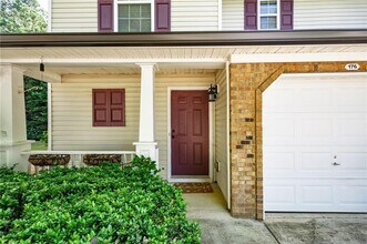 176 Darby's Crossing Ct in Hiram, GA - Building Photo - Building Photo