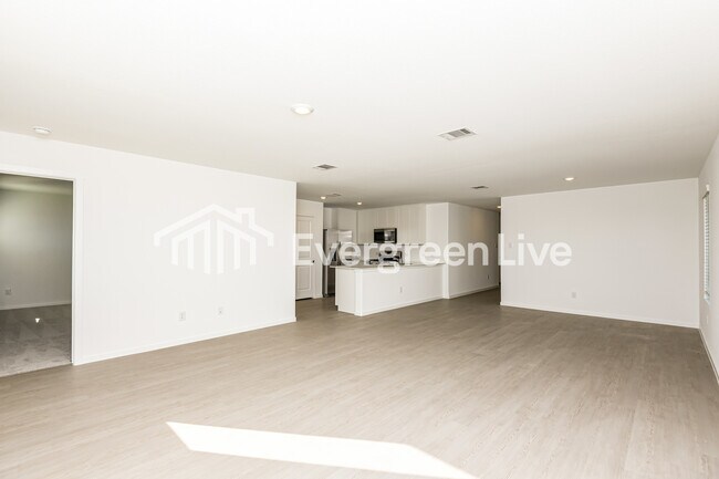 12426 Lost Rock Dr in Rhome, TX - Building Photo - Building Photo