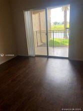 11730 SW 2nd St-Unit -12104 in Pembroke Pines, FL - Foto de edificio - Building Photo