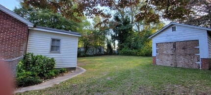 1106 Highside St in Greenwood, SC - Building Photo - Building Photo