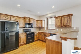 11716-11718 E Crestwood St in Wichita, KS - Building Photo - Building Photo