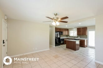 2644 E 97th Ave in Thornton, CO - Foto de edificio - Building Photo