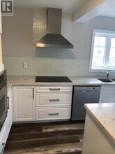 22 George St in Ajax, ON - Building Photo - Building Photo