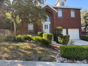 9 Sweetwood in San Antonio, TX - Building Photo - Building Photo