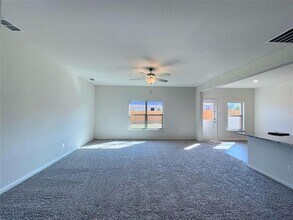 1946 Canterbury Dr in Seagoville, TX - Building Photo - Building Photo