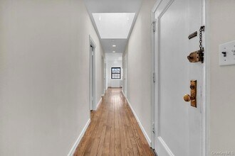 59 Kensington Rd in Bronxville, NY - Building Photo - Building Photo