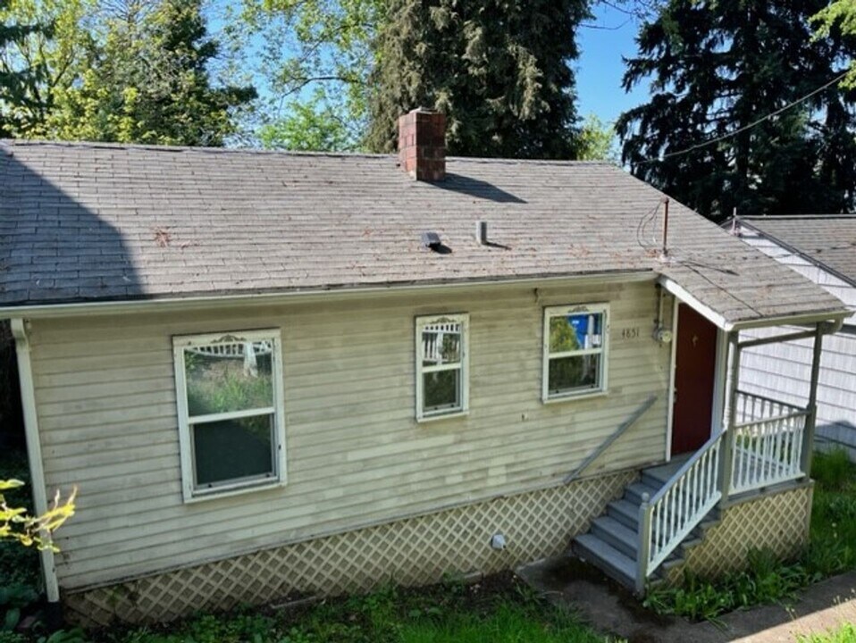 4851 S Bateman St in Seattle, WA - Building Photo
