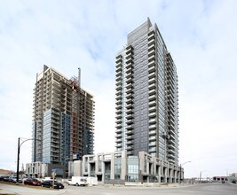 Amber Condos in Mississauga, ON - Building Photo - Building Photo