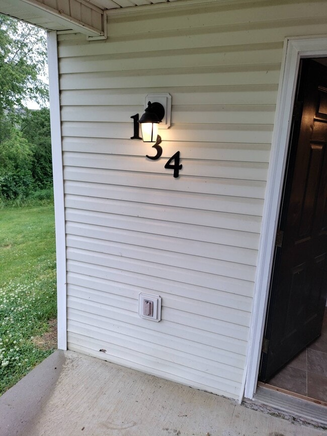 134 Karen Ct in Shelbyville, KY - Building Photo - Building Photo