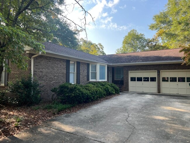 155 Gatewood Dr in Aiken, SC - Building Photo - Building Photo