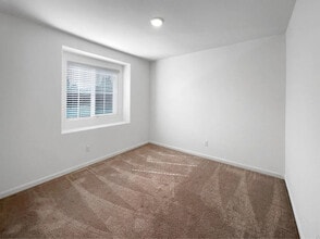 3775 Rynders Way in Sacramento, CA - Building Photo - Building Photo