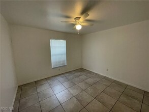 1908 NE 7th Ave in Cape Coral, FL - Building Photo - Building Photo