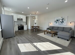 6900 Cedar Park Ave in Philadelphia, PA - Building Photo - Building Photo