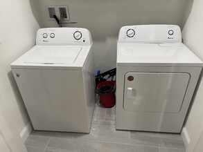 158B Beacon St in Worcester, MA - Building Photo - Building Photo