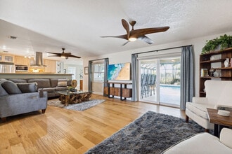 12 Fairway Dr in Cocoa Beach, FL - Building Photo - Building Photo