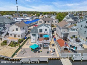 3125 Creek Rd in Toms River, NJ - Foto de edificio - Building Photo