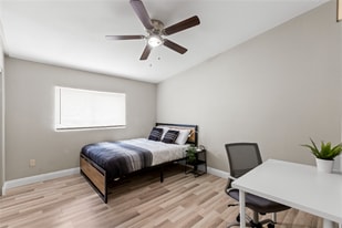 2417 E Wilson Ave in Las Vegas, NV - Building Photo