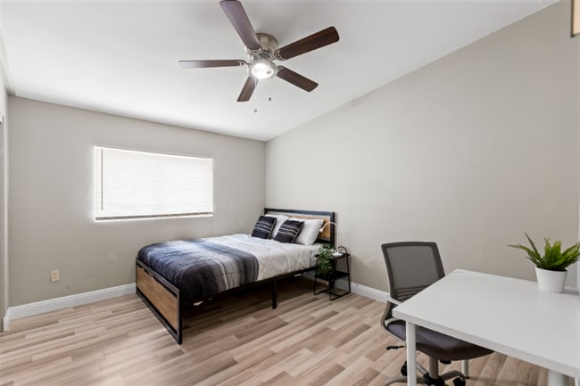 property at 2417 E Wilson Ave